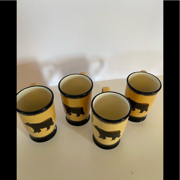 Big Sky Other - 4 Large Coffee Mugs, Stoneware by Big Sky Carvers, Bear Design.